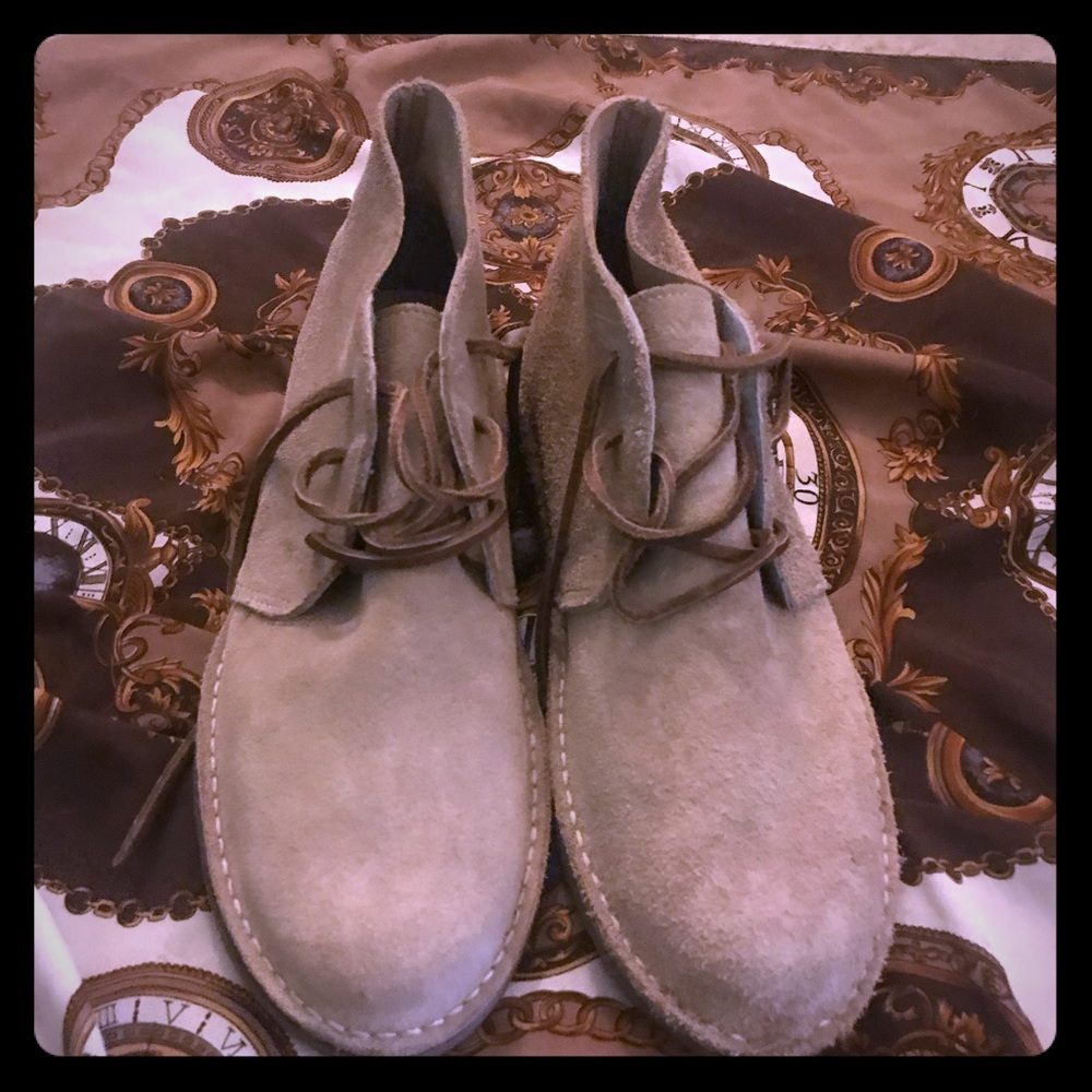 Seeves chukka boot size 9